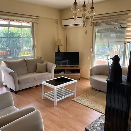 Ormanin Icinde Genis Havuzlu Triplex * Manavgat