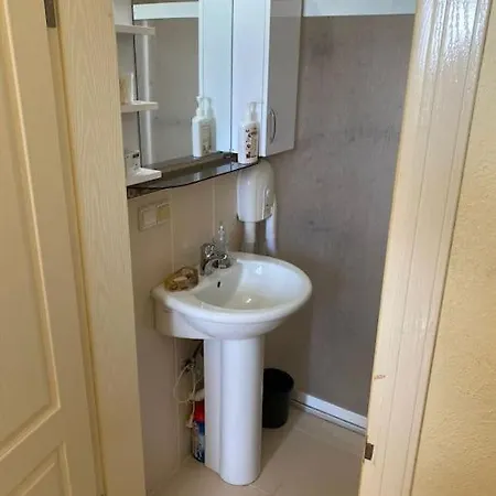 Ormanin Icinde Genis Havuzlu Triplex Feriehus Manavgat