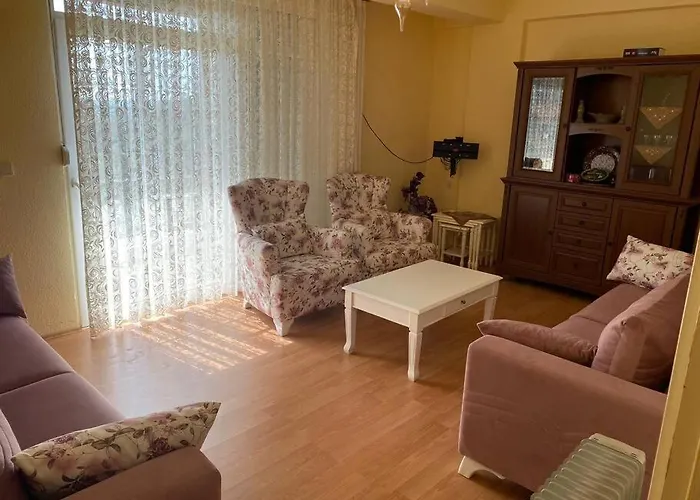 Ormanin Icinde Genis Havuzlu Triplex Манавгат