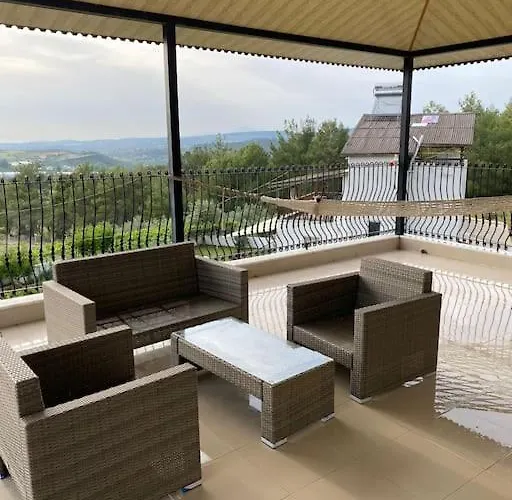 Ormanin Icinde Genis Havuzlu Triplex Дом отдыха Манавгат