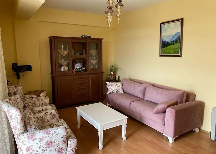 Ormanin Icinde Genis Havuzlu Triplex Дом отдыха *