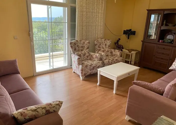 Дом отдыха Ormanin Icinde Genis Havuzlu Triplex