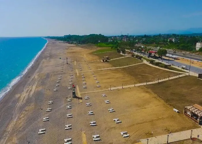 Дом отдыха Ormanin Icinde Genis Havuzlu Triplex